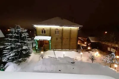 Снять коттедж в Екатеринбурге, банкетный зал, услуги массажиста и парильщика