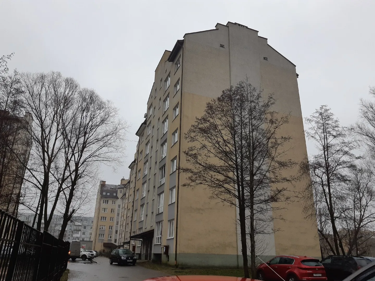 Продам однокомнатную вторичку на улице Докука 13 в Центральном районе в поселке городского типа Чкаловске в городе Калининграде 39.0 м² этаж 5/5 4400000 руб база Олан ру объявление 103418175 Продам однокомнатную вторичку на улице Докука 13 в Центральном районе в поселке городского типа Чкаловске в городе Калининграде 39.0 м² этаж 5/5 4400000 руб база Олан ру объявление 103418175