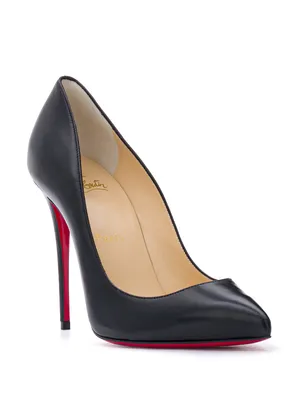 Фото Christian Louboutin туфлей с золотыми пряжками