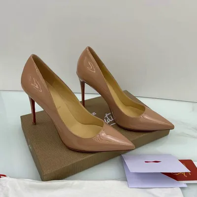 Christian Louboutin туфли на закрытом носке