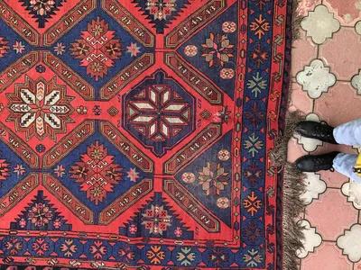 В Белгороде представили исторические Дагестанские ковры