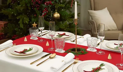 ▷ Идеи новогоднего декора стола с красной дорожкой Living - Ищи вдохновение  в АРС для Рождественского декорирования дома и квартиры