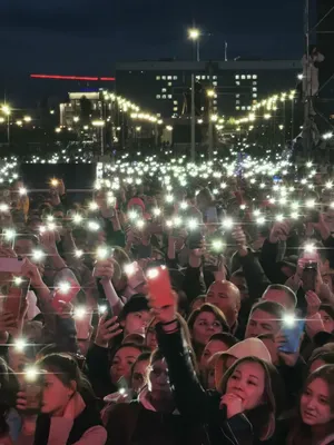 После салюта в День города на Комсомольском проспекте Перми случился  транспортный коллапс | 13.06.2023 | Пермь - БезФормата