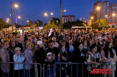 Пермь встретила День города новой лаунж-зоной, танцевальным нон-стопом и  салютом | Медиа Пермь | Дзен