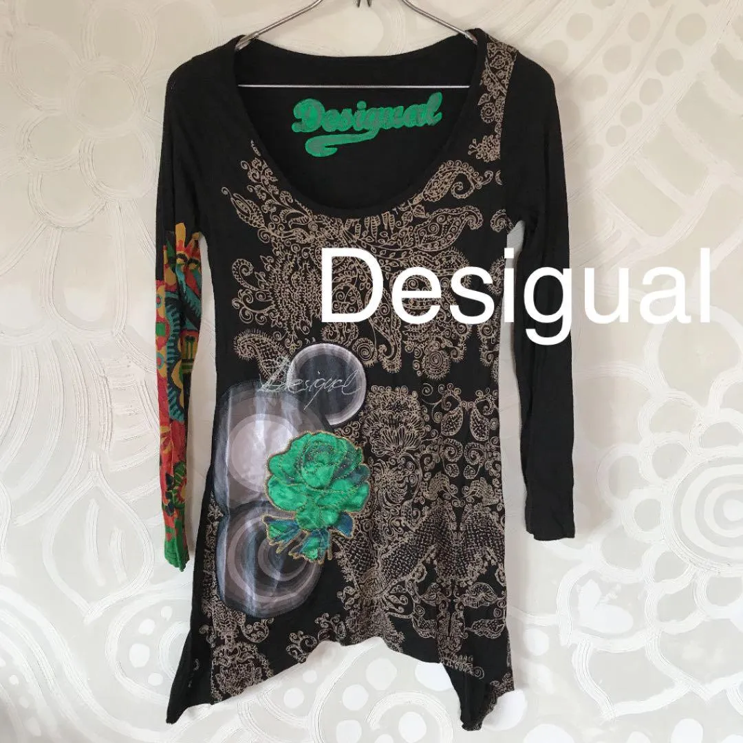 Коллекция Desigual платьев на фото Коллекция Desigual платьев на фото