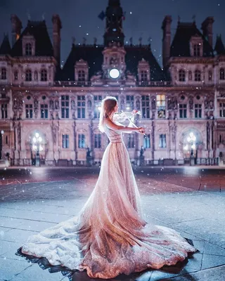 Девушек в красивых платьях фотографии
