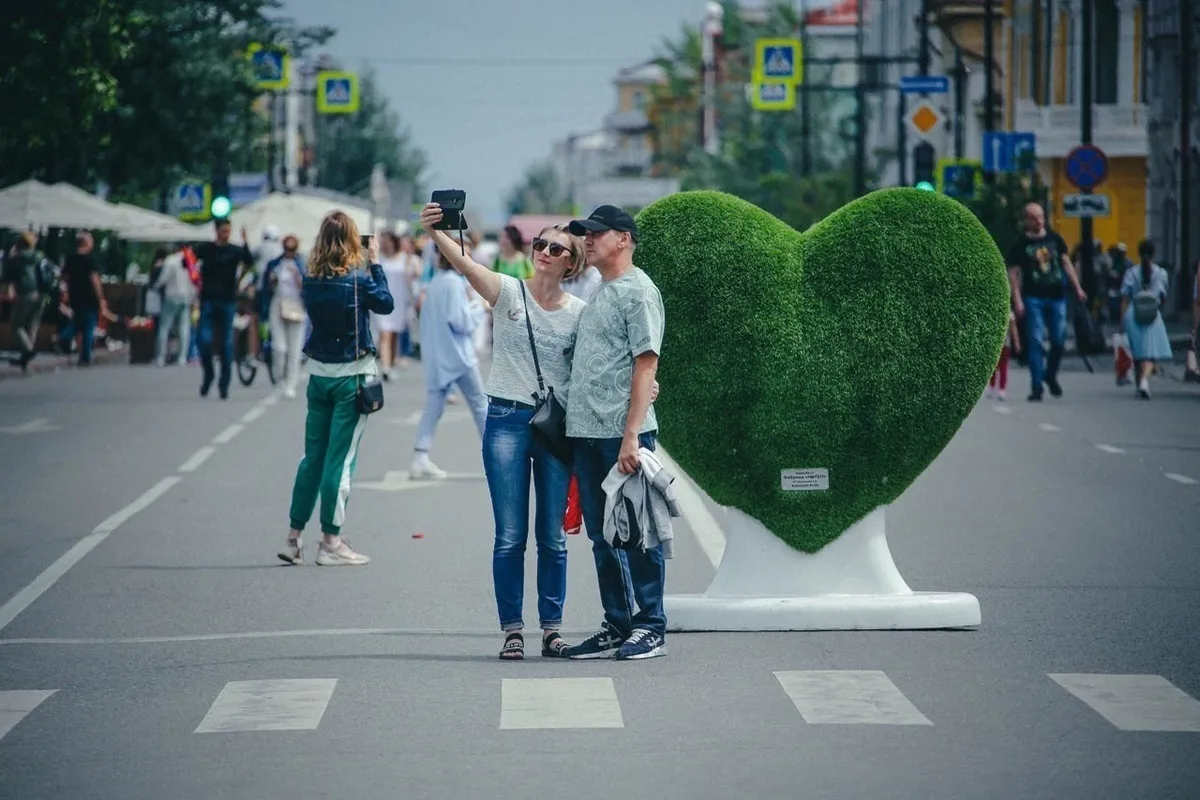 Фото красных платьев: идеальный выбор для любителей красоты Фото красных платьев: идеальный выбор для любителей красоты