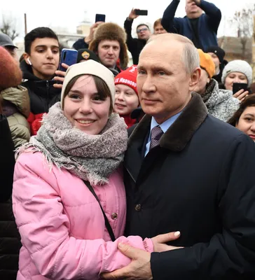 Замуж за президента: девушка из Иваново попросила Путина жениться на ней