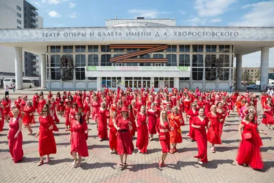 Под Красноярском нашли тело 16-летней девушки с перерезанным горлом //  Новости НТВ