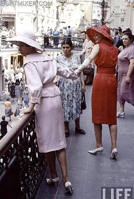 Dior meets Khrushchev - French Fashion goes to Moscow 1959 - Glamour Daze