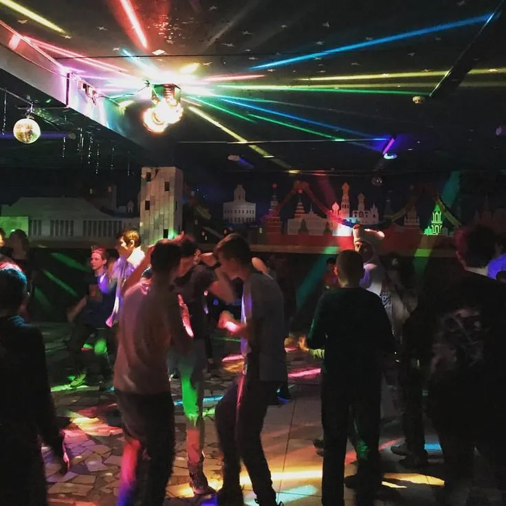 Дискотека в самом разгаре #nextcamp #веселье #танцы | Сельская дискотека, Дискотека, Фотография дыма Дискотека в самом разгаре #nextcamp #веселье #танцы | Сельская дискотека, Дискотека, Фотография дыма