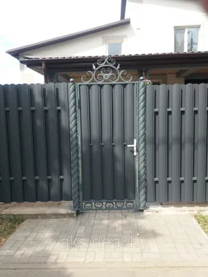 Примеры использования профнастила в дизайне дома: фото