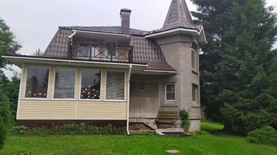 Фото дома с изысканными деталями в отделке