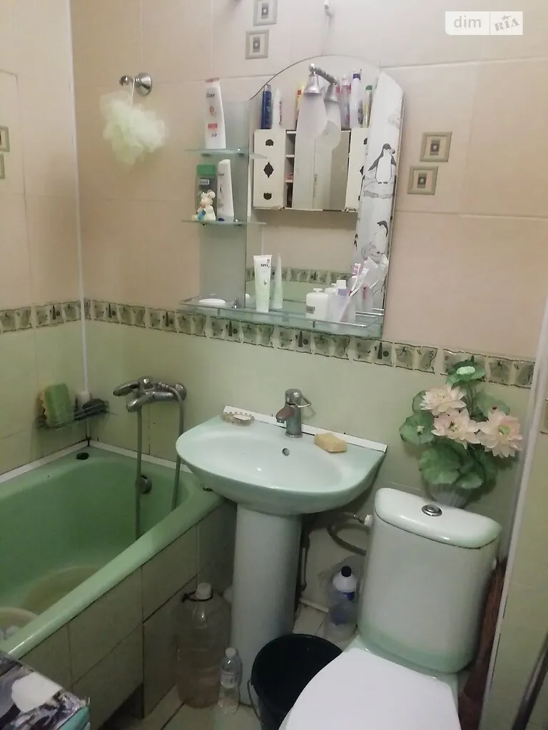 Фото ванной комнаты в панельном доме с оригинальной ванной Фото ванной комнаты в панельном доме с оригинальной ванной