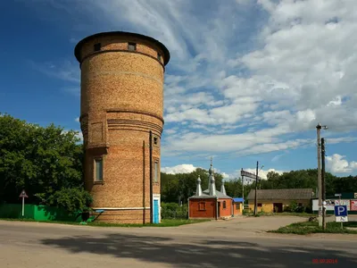 Часовня Параскевы Пятницы, Долгоруково (Долгоруковский район), фотография.  общий вид в ландшафте
