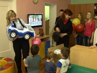 Рязанский дом малютки посетили дорожные инспекторы | Новости | Телекомпания  Город