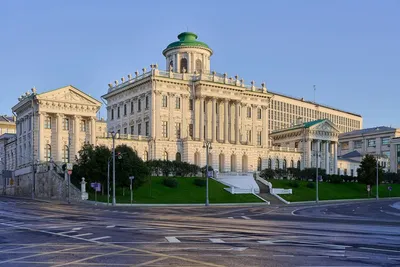 ДОМ ПАШКОВА • Большая российская энциклопедия - электронная версия