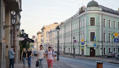 Раскрыты подробности о жителях фривольного дома в центре Москвы - Мослента