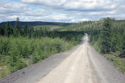 Красота федерального шоссе M56 „Kolyma „Якутск-Магадан 2028 Km Стоковое  Фото - изображение насчитывающей бобра, восточно: 130476024