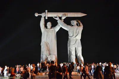 ГС Магнит Магнитогорск Фотопленка Достопримечательности города (дерево)  (7,5 см) «Читай-город»