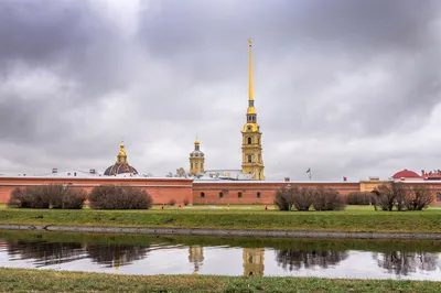 Презентация на тему :\"Достопримечательности Санкт-Петербурга\"