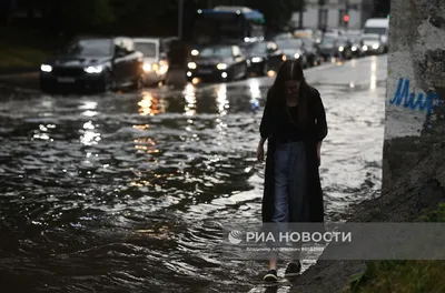 Около 12% месячной нормы осадков может выпасть сегодня в Москве | Природа |  Общество | Аргументы и Факты