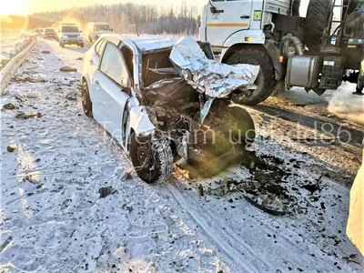 На федеральной дороге в Тюменской области в ДТП погибли 3 человека. Фото —  РБК