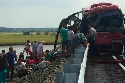 Четыре человека погибли в огненном ДТП на трассе Хабаровск -  Комсомольск-на-Амуре