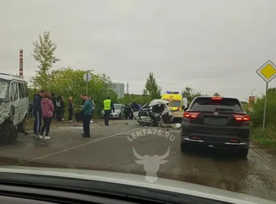 Внедорожник Lexus перевернулся в центре Читы после ДТП (ФОТО)