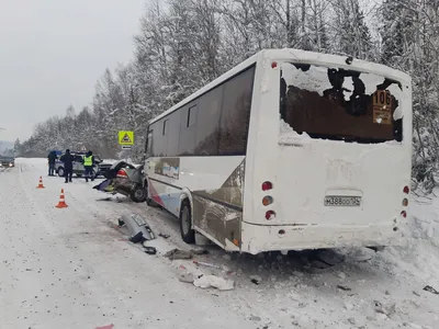 В Красноярском крае ребёнок погиб в ДТП на трассе с участием легковушки и  грузовика. Красноярский рабочий