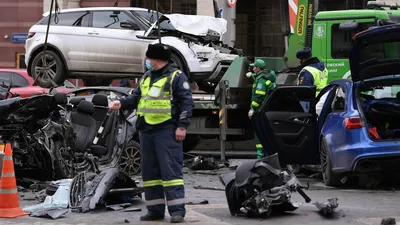 На западе Москвы произошло массовое ДТП, погиб блогер на BMW — Новости —  Teletype