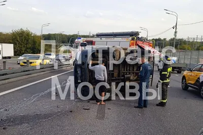 Место ДТП в Новой Москве усеяно телами погибших // Новости НТВ