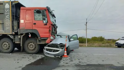 Один погибший и пятеро пострадавших: ночью в Омске произошло страшное ДТП |  Происшествия | Омск-информ