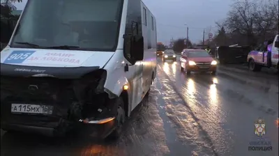 В соцсетях появилось видео смертельного ДТП в Омске с автомобилем  «Инфинити» - Вечерний Омск