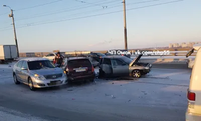 На трассе Тюмень-Омск произошло массовое ДТП с участием двух фур — Новости  Омска и области - Город55