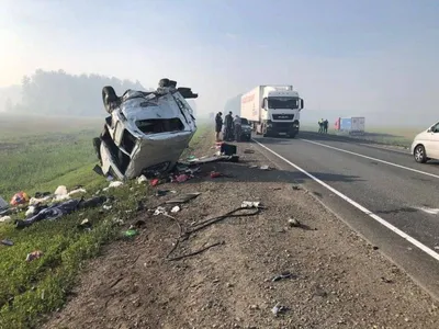 Под Омском случилось страшное ДТП, унесшее жизнь 4 взрослых и 2 детей -  KP.RU