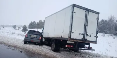 Врезался в военный грузовик с понтоном: житель Тацинского района погиб в  результате жуткого ДТП в Воронежской области - Районные вести