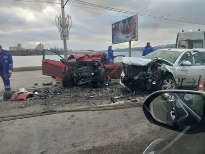 В Воронеже в ДТП на Новосибирской вместе с отцом погибла месячная малышка -  МК Воронеж