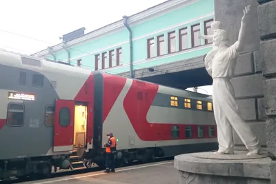 Обзор на все поезда между Москвой и Петербургом