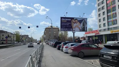 В Екатеринбурге на дороги начали наносить разметку (ФОТО) / 13 апреля 2023  | Екатеринбург, Новости дня 13.04.23 | © РИА Новый День