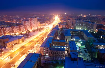 Екатеринбург, эстетика,стиль,ЦУМ | Road, Alley, Structures