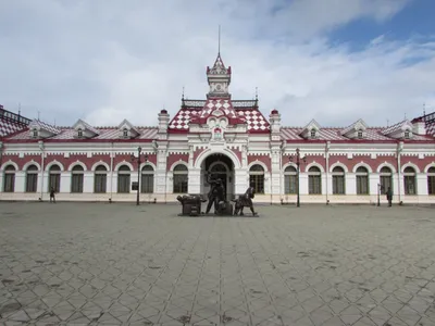 Железнодорожный вокзал в Екатеринбурге ждет масштабная реконструкция - KP.RU