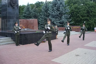 В Мурманской области почтили память экипажа АПЛ \"Курск\" и всех моряков,  погибших в мирное время
