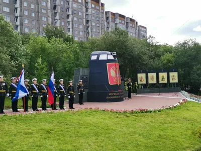 Память моряков АПЛ \"Курск\" почтили в Санкт-Петербурге в 15-ю годовщину  гибели подлодки - сайт Санкт-Петербургской митрополии