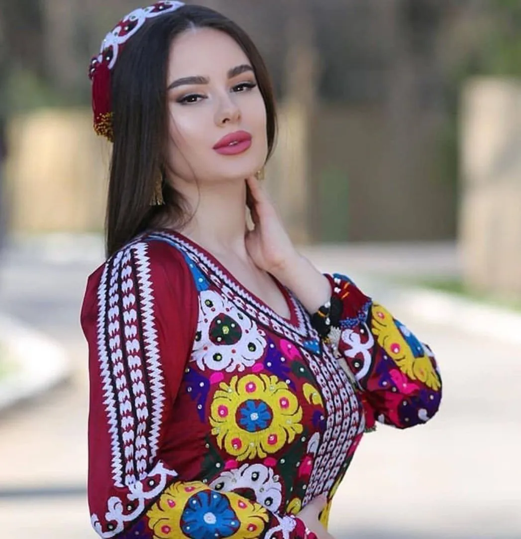 Фотографии красивых таджикских платьев Фотографии красивых таджикских платьев