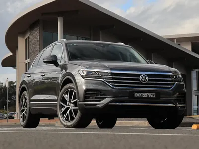 Обзор Volkswagen Touareg: большой автомобиль мечты