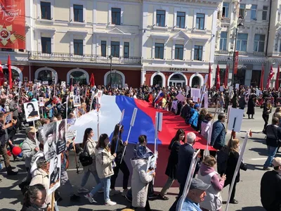 Astakada Владивосток Бессмертный полк 9 мая 2019 TimeLapse День Победы 2019  ул. Светланская - YouTube