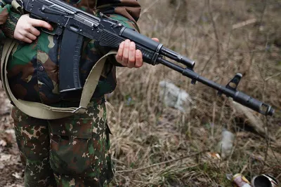 Тираж - Боевики албанского и кавказского происхождения направляются в  Европу из сирийской провинции Идлиб. Об этом сообщил замруководителя  российского Центра по примирению враждующих сторон (ЦПВС) в Сирии  контр-адмирал Олег Журавлев, передает РИА