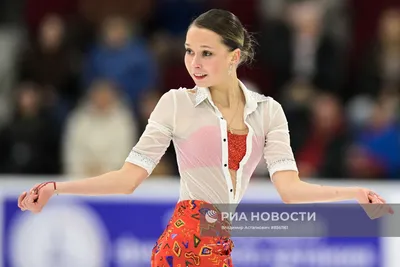 В Волжском 19-летняя девушка попала под машину около перехода | 18.01.2023  | Волжский - БезФормата