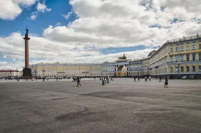 Дворцовая площадь в Санкт-Петербурге - triptospb